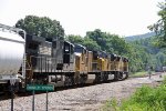 NS 8908 trails 3 UP units on NS train 166